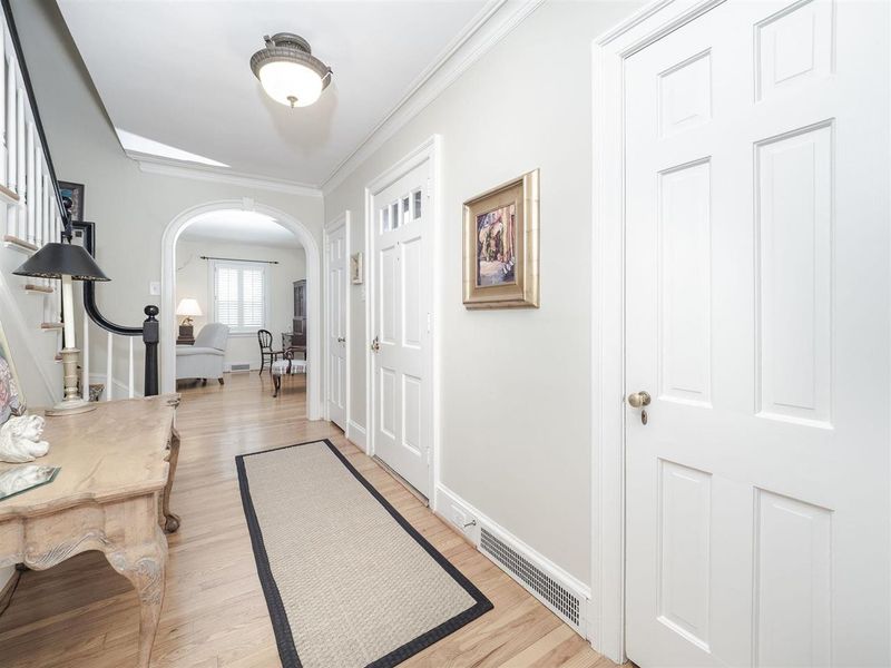 2810 Exeter Cir, Raleigh, NC 27608