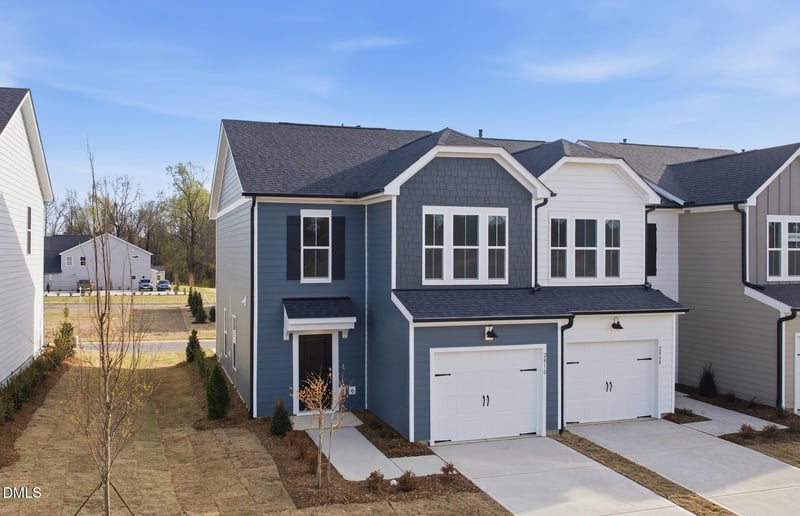 2810 Rodeo Ct, Willow Springs, NC 27592