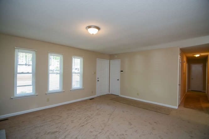 2810 Shaftsbury St, Durham, NC 27704