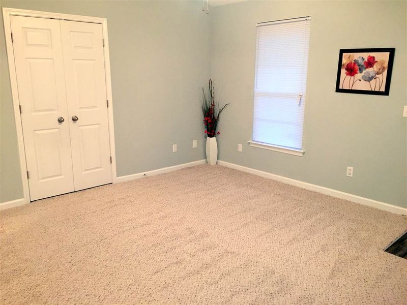 2810 Wedgedale Ave, Durham, NC 27703