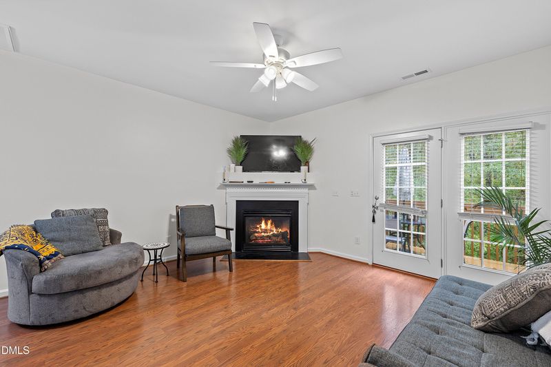 2810 Wyntercrest Ln, Durham, NC 27713