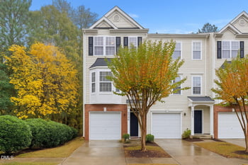 2810 Wyntercrest Ln, Durham, NC 27713