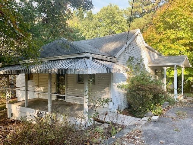 2811 Dark Cir, Durham, NC 27707