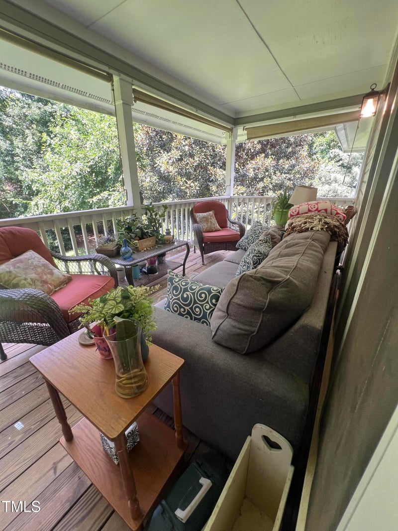 2811 Edridge Ct #201, Raleigh, NC 27612