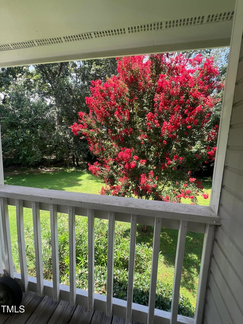 2811 Edridge Ct #201, Raleigh, NC 27612