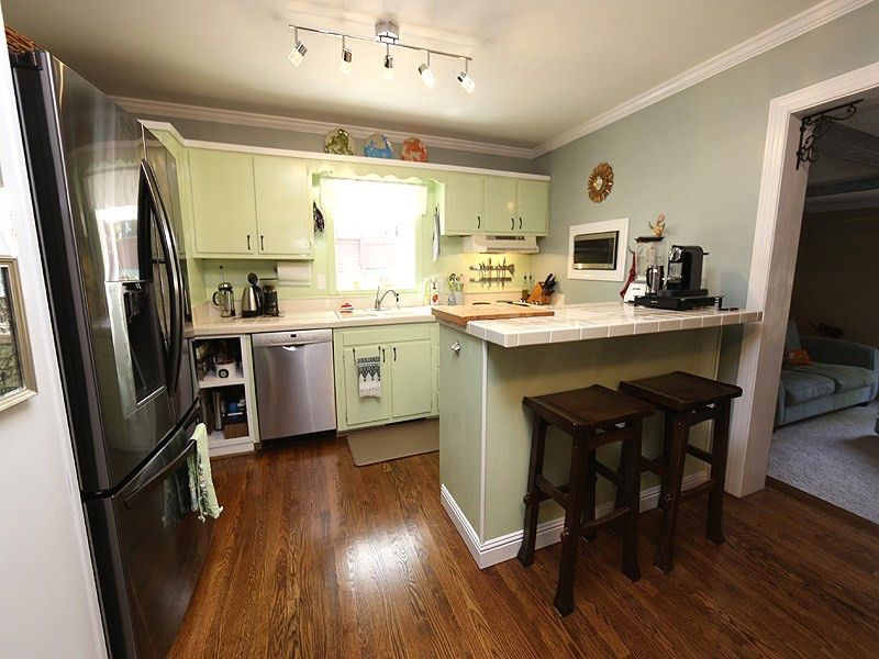 2811 Fordham Ln, Raleigh, NC 27604