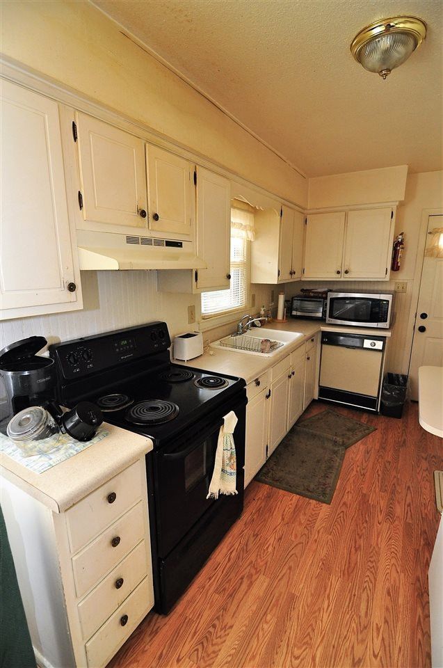 2811 Wyeth Ave, Durham, NC 27707