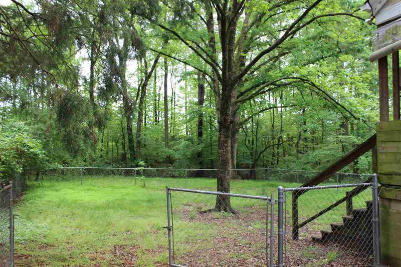 2812 Carpenter Rd, Durham, NC 27704