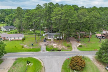 2812 Cemetery Rd, Sanford, NC 27332