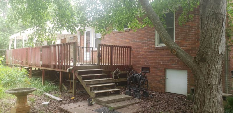 2812 Crestline Ave, Raleigh, NC 27603