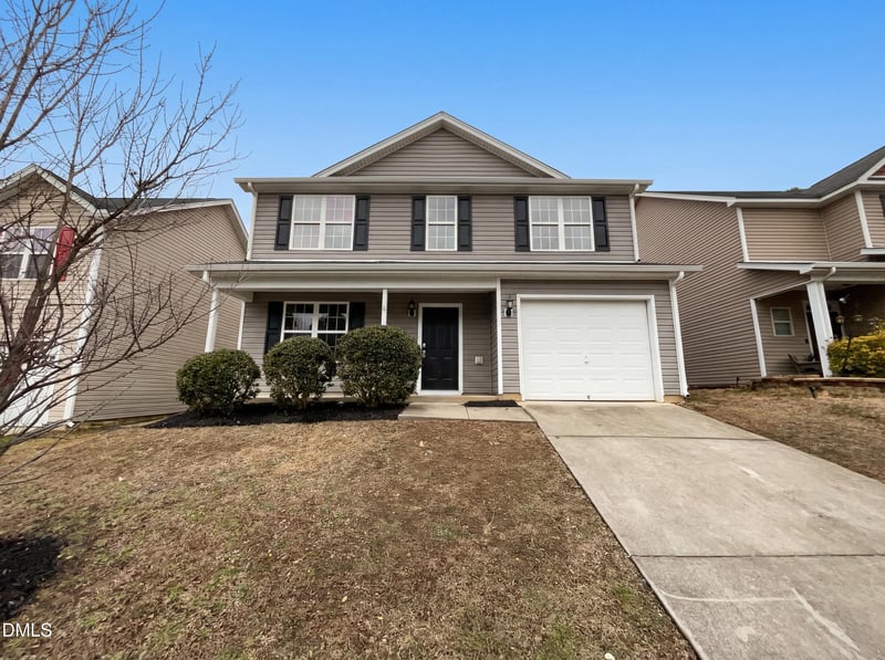 2812 Erinridge Rd, Raleigh, NC 27610