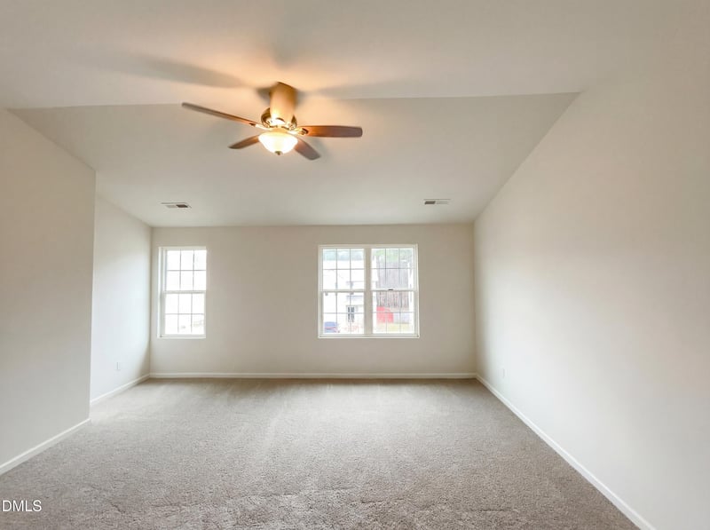 2812 Erinridge Rd, Raleigh, NC 27610