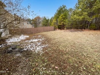 2812 Erinridge Rd, Raleigh, NC 27610