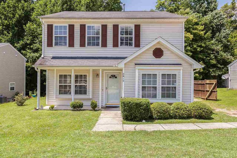 2812 Filbert St, Raleigh, NC 27610