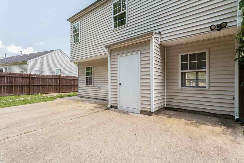 2812 Filbert St, Raleigh, NC 27610