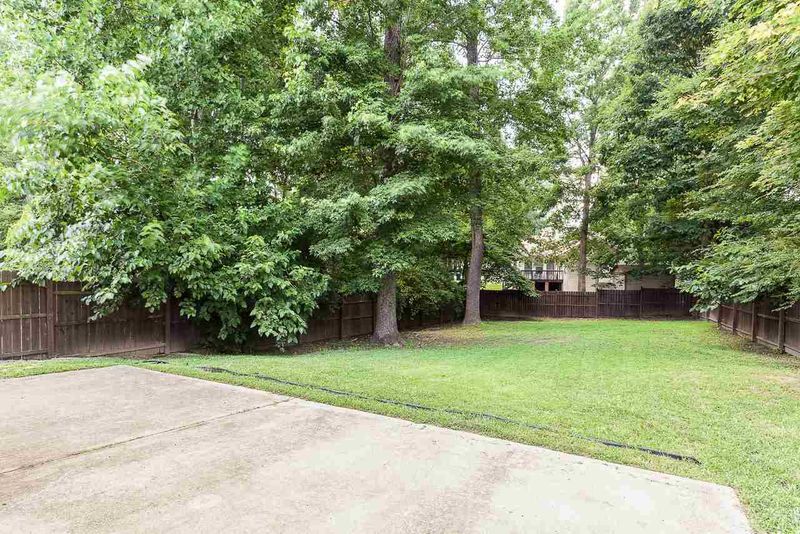 2812 Filbert St, Raleigh, NC 27610