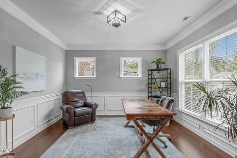 2812 Lemnos Dr, Apex, NC 27502