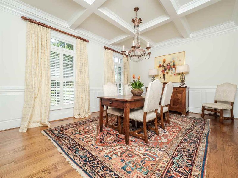 2812 Manning Pl, Raleigh, NC 27608