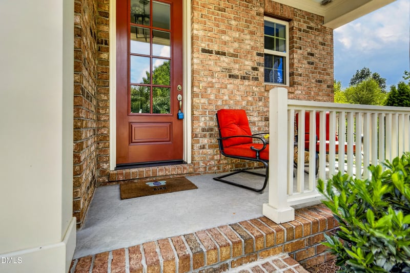 2812 Meadow Bluffs Way, Fuquay Varina, NC 27526