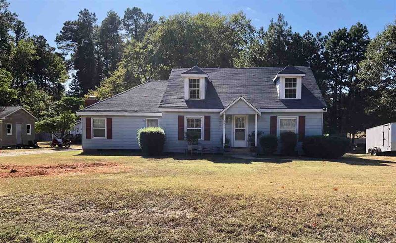 2812 White Cross Rd, Chapel Hill, NC 27516