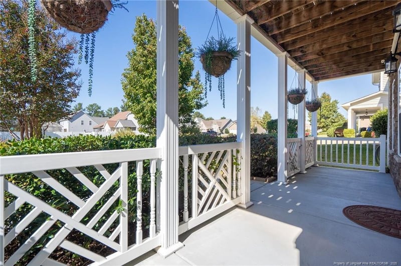 2813 Blockade Runner Dr, Fayetteville, NC 28306