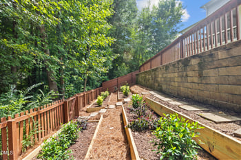 2813 Carriage Meadows Dr, Wake Forest, NC 27587