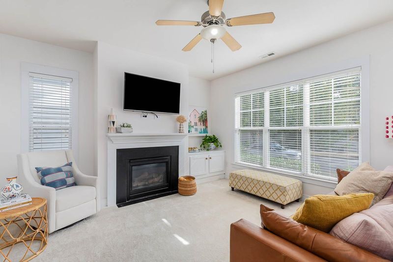 2813 Falls River Ave, Raleigh, NC 27614