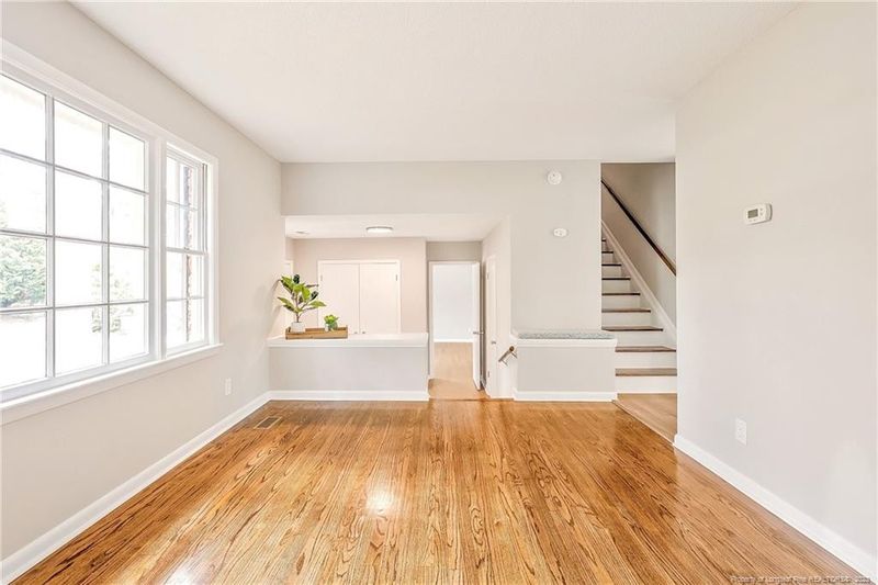2813 Hermitage Ave, Fayetteville, NC 28304