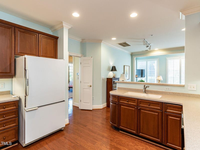 2813 Market Bridge Ln #204, Raleigh, NC 27608