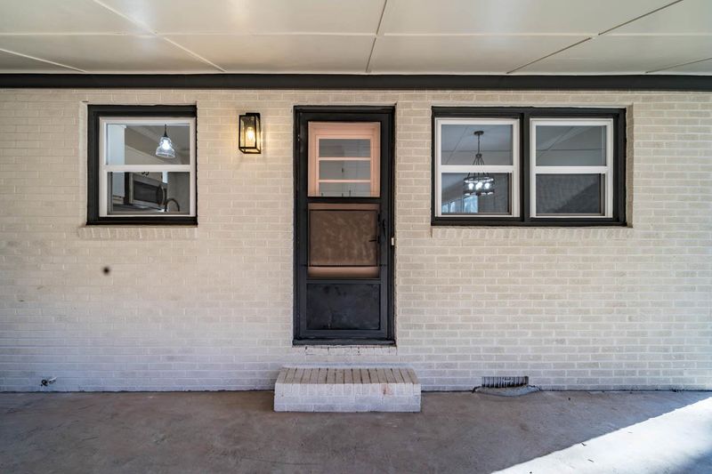 2813 Neville Rd, Chapel Hill, NC 27516