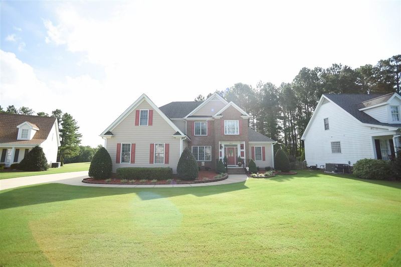 2813 Oak Bridge Dr, Raleigh, NC 27610