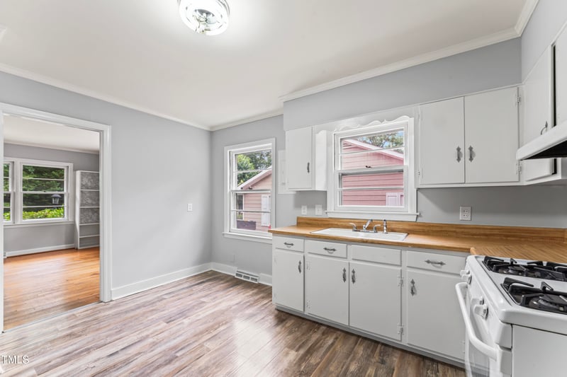 2813 State St, Durham, NC 27704
