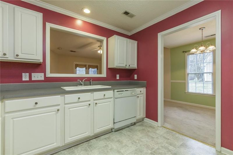 2814 Maple Ave #A, Burlington, NC 27215