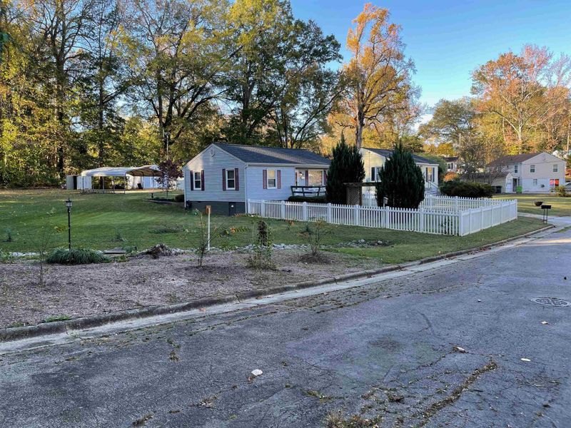 2814 Newbold St, Raleigh, NC 27603