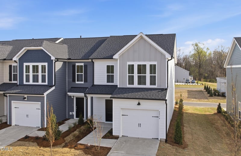 2814 Rodeo Ct, Willow Springs, NC 27592