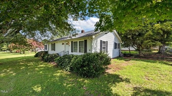 2815 Durham St, Burlington, NC 27217