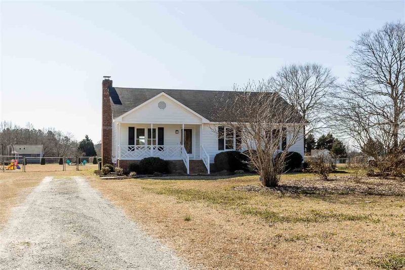 2815 Tara Dr, Clayton, NC 27520