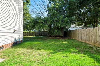 2816 Bardolino Dr, Fayetteville, NC 28306
