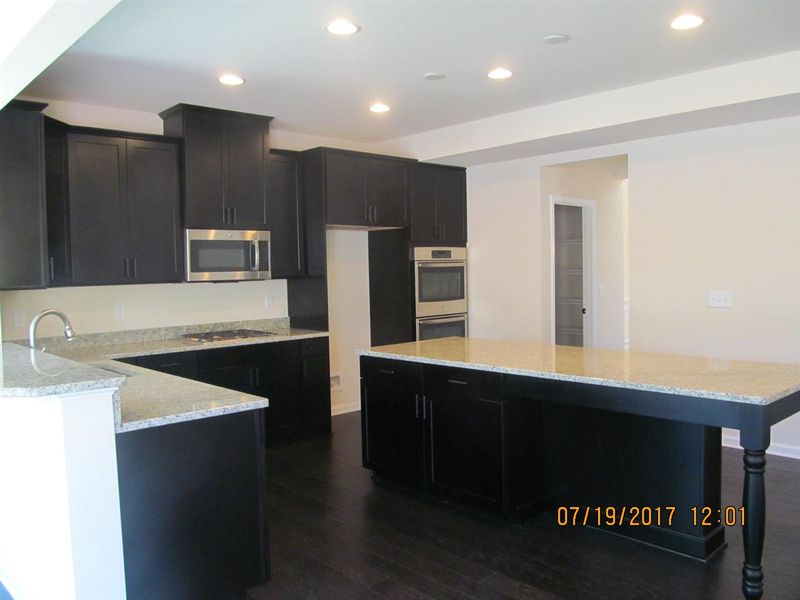 2816 Bladen Lakes Cv, Apex, NC 27502