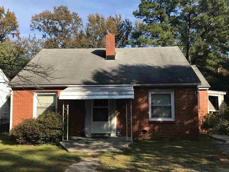 2816 Broad St, Durham, NC 27704