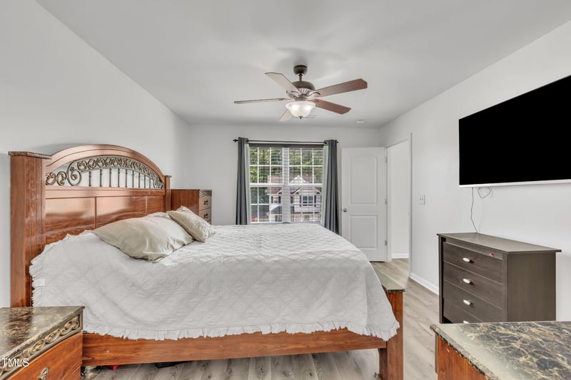2816 Erinridge Rd, Raleigh, NC 27610