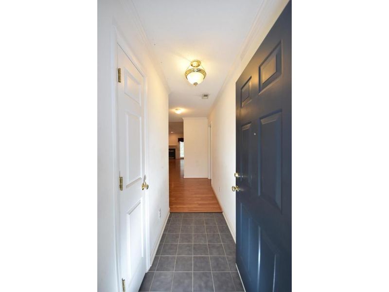 2816 Maple Ave, Burlington, NC 27215