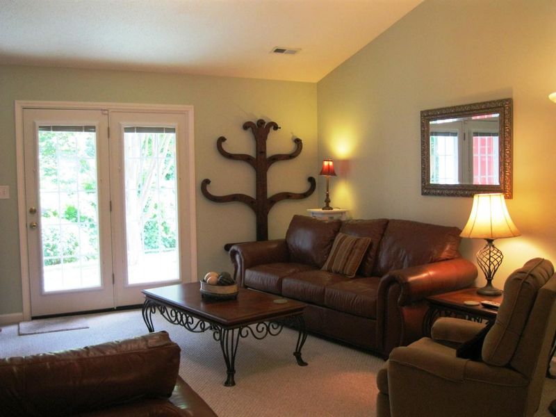 2816 Maple Ave #D, Burlington, NC 27215