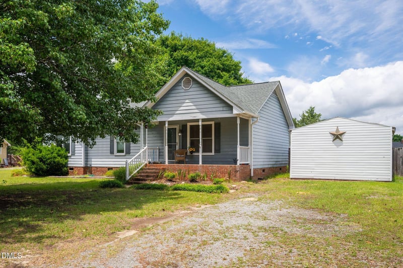 2816 Mercantile Ct, Clayton, NC 27520