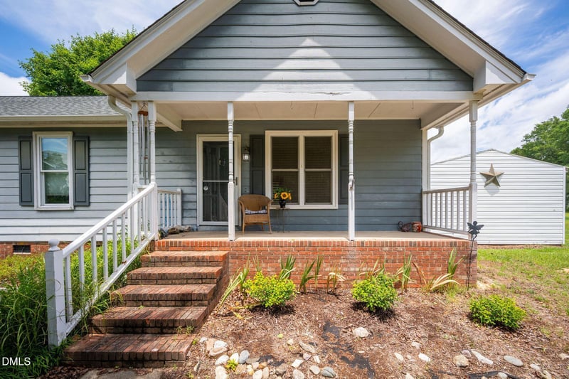 2816 Mercantile Ct, Clayton, NC 27520