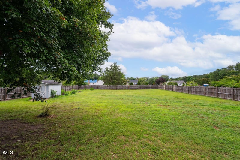 2816 Mercantile Ct, Clayton, NC 27520