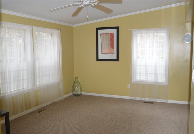 2816 Moorefields Rd, Hillsborough, NC 27278