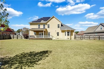 2816 Sand Trap Ln, Hope Mills, NC 28348