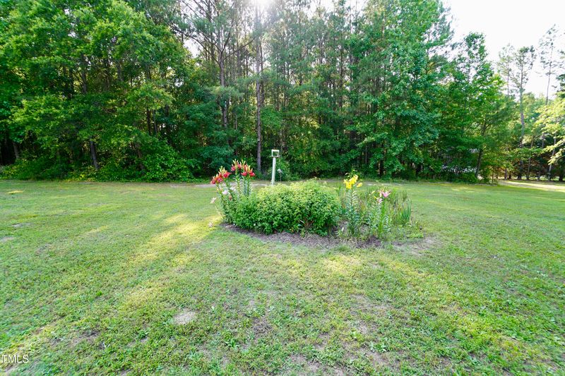 2816 Shepard School Rd, Zebulon, NC 27597