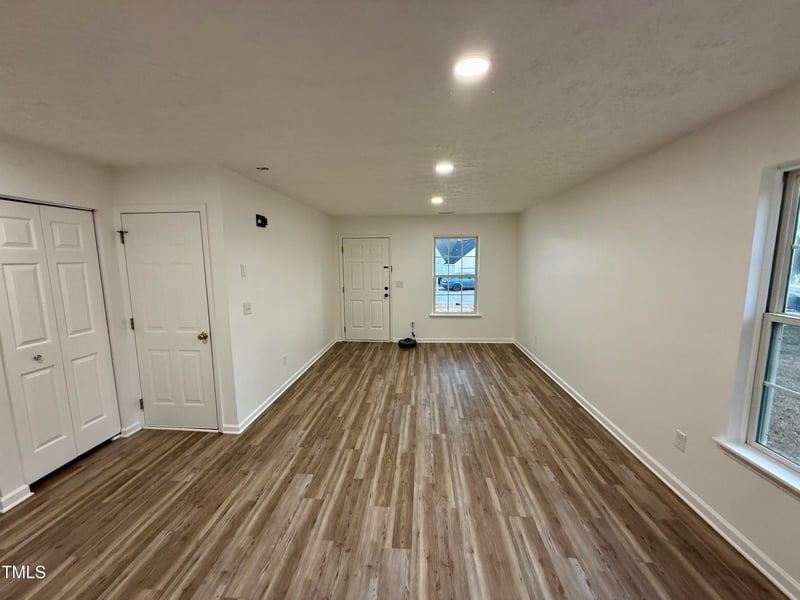 2816 Smoke Pl, Raleigh, NC 27610